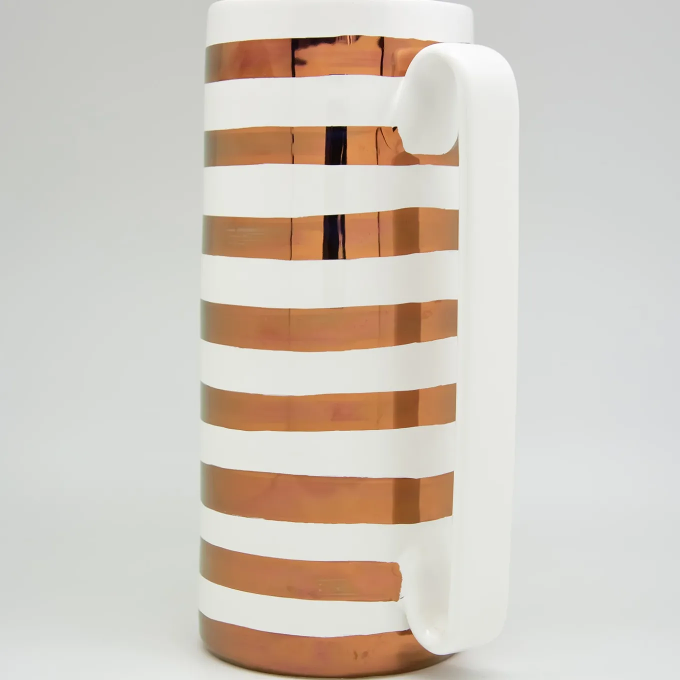 Serlio Gondoliere Copper & White Carafe