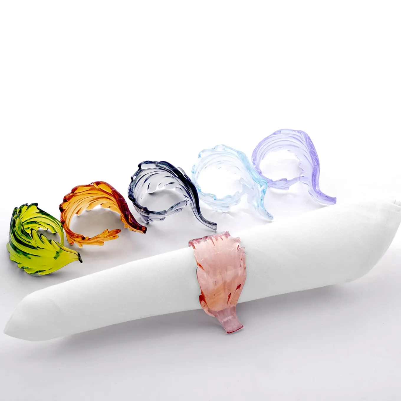 Set of 6 colored leaves Napking rings