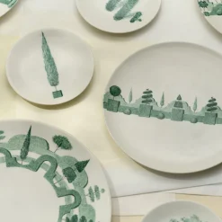 Set of 4 Jardin à l'Italienne Green Round Ceramic Dinner Plates