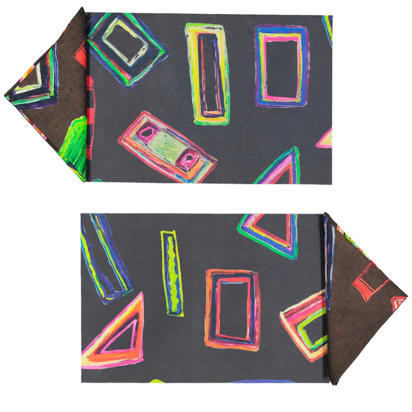 Set of 2 Space Shapes Placemats and napkins in black
