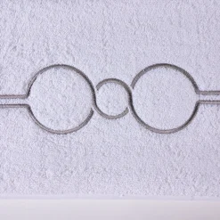 Shangri-La Pink & White Towel Set