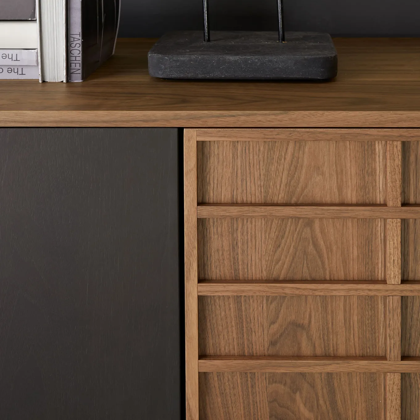 Singapore Bicolor Sideboard