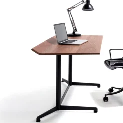 T90 Desk by Osvaldo Borsani