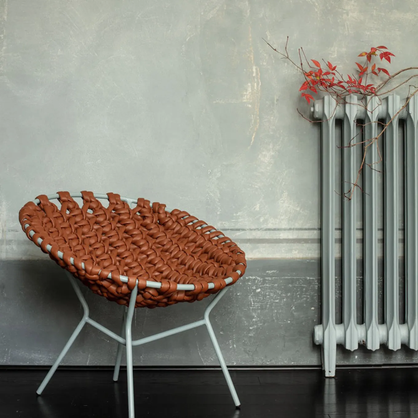 T1 Indoor Brown Chair