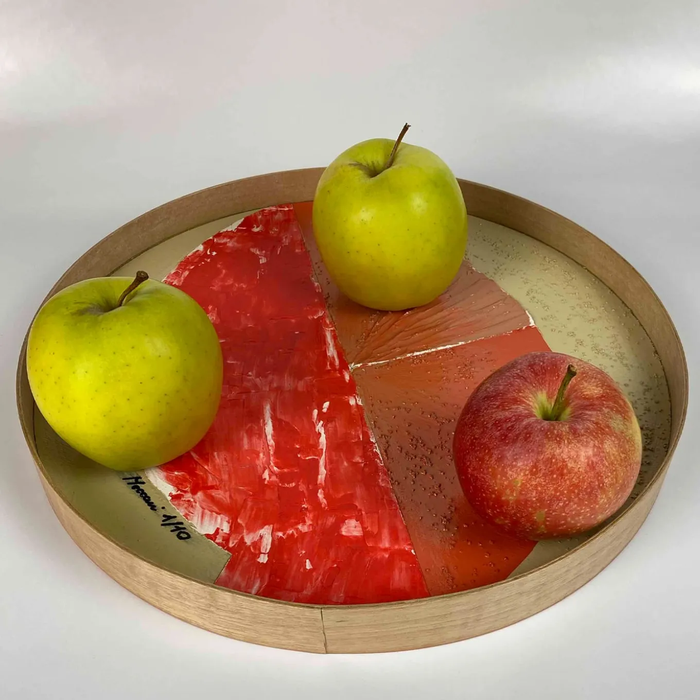 T5 Round Red Tray by Meccani Studio