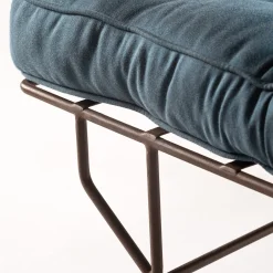 The Classic Garden Blue Chaise Longue