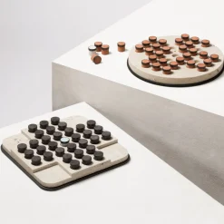 Tivoli Square Marble Solitaire Set