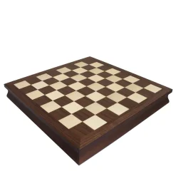 Traditional Italian Chess Set in Walnut