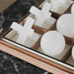 Tris Box with Alabaster Pieces