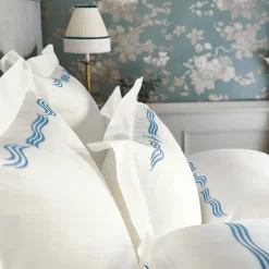 Tuffo White & Assisi Blue US King Sham