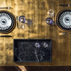 Vaniteux Veridique Marble Tray Table by SONJA VIZZINI