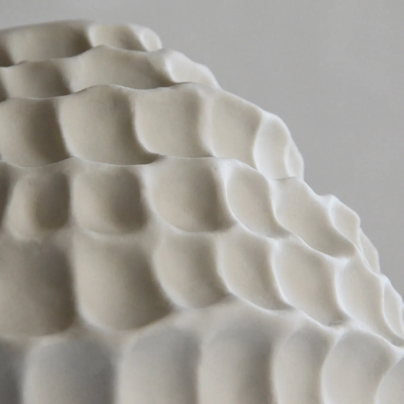 Verona White Sporos Vase