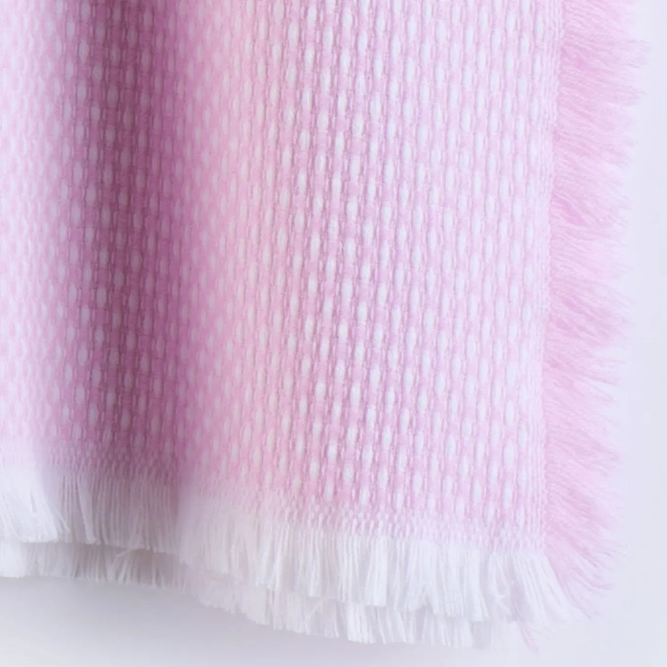 Vida Pink Blanket