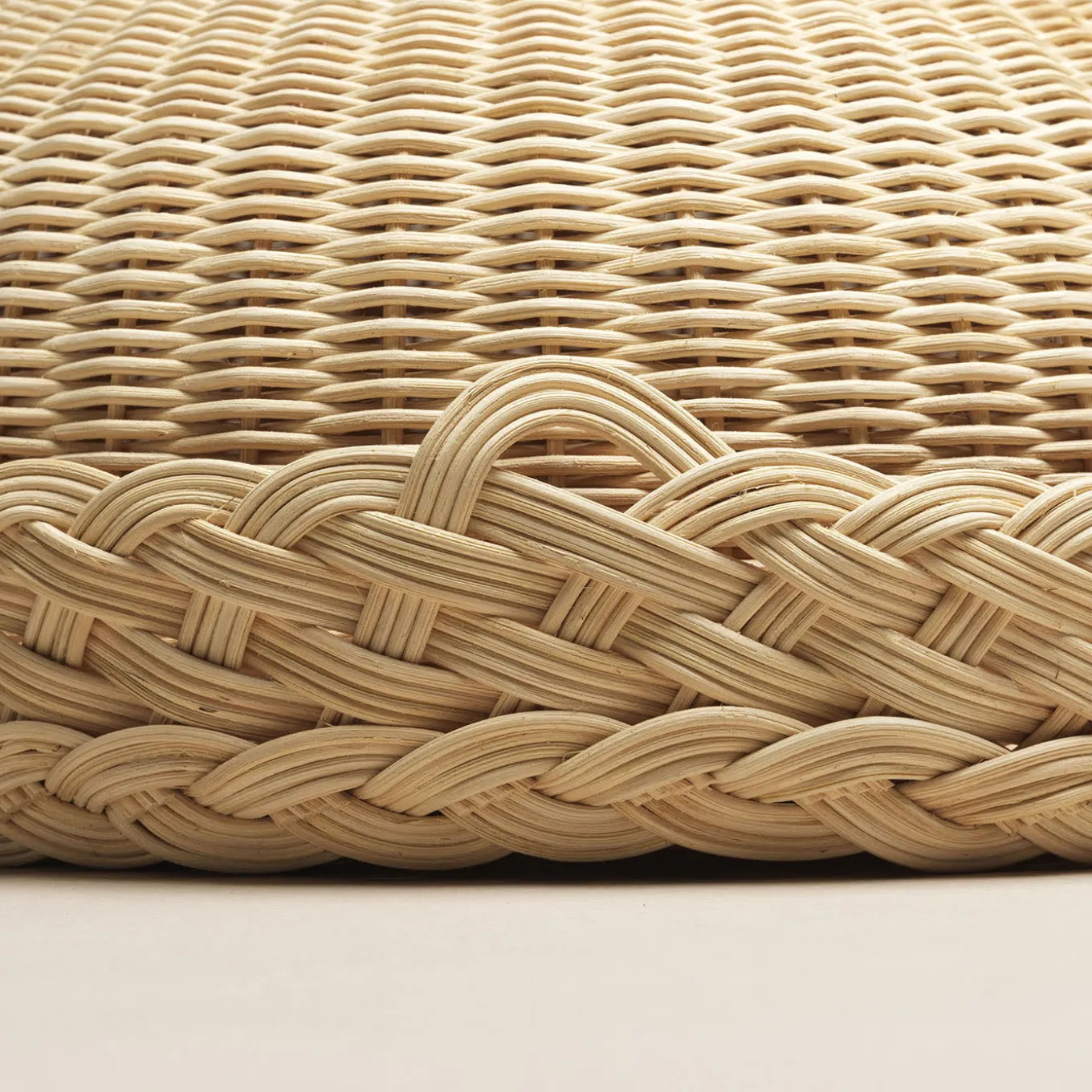 Viola Domed Fruit Tray