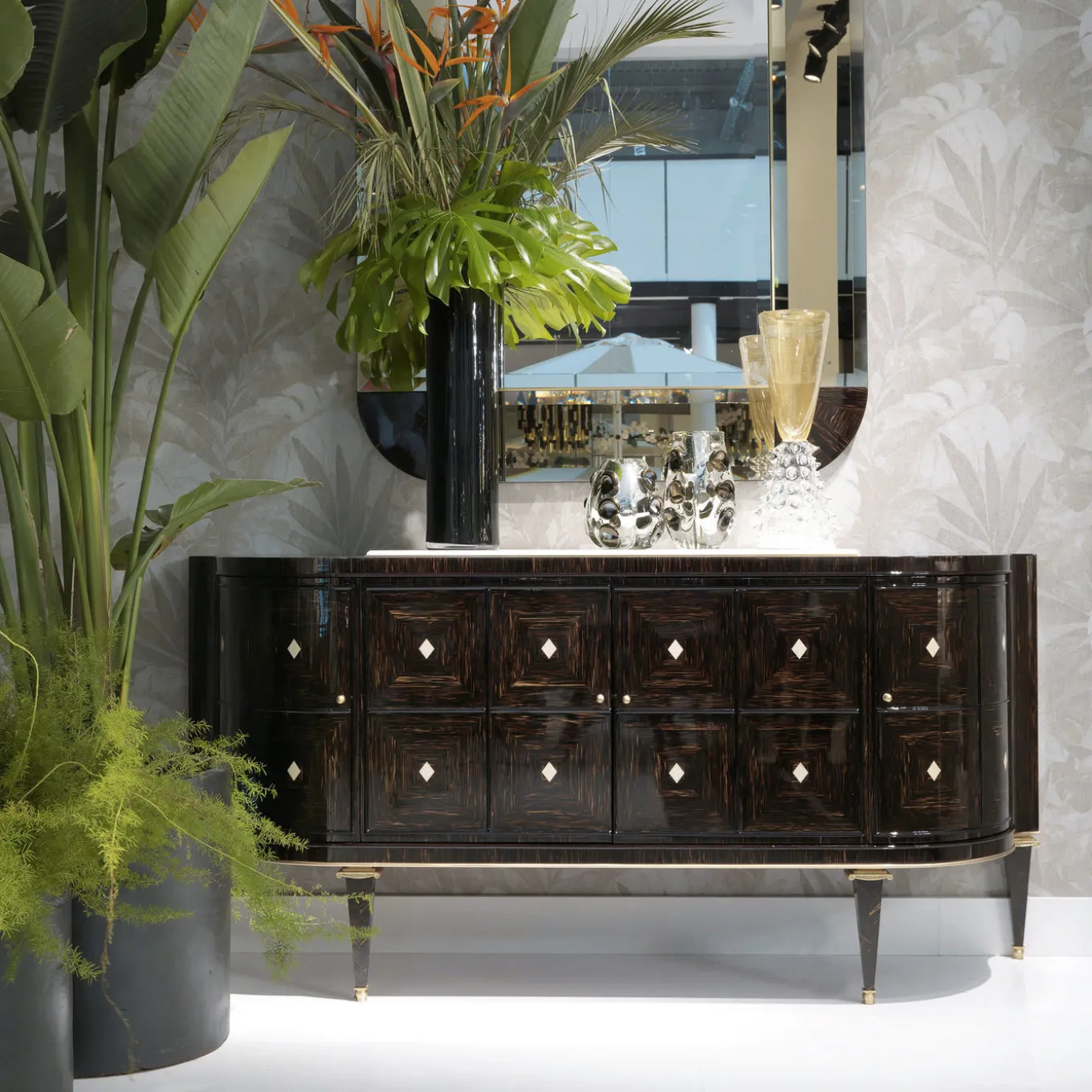 W047 Sideboard