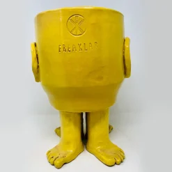 Walking Head Medium Yellow Flower Pot