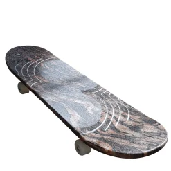 Wavy Way Skateboard
