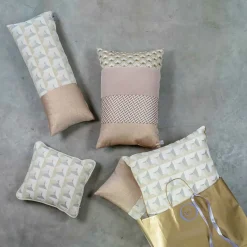 White Carrè Cushion in geometric jacquard fabric