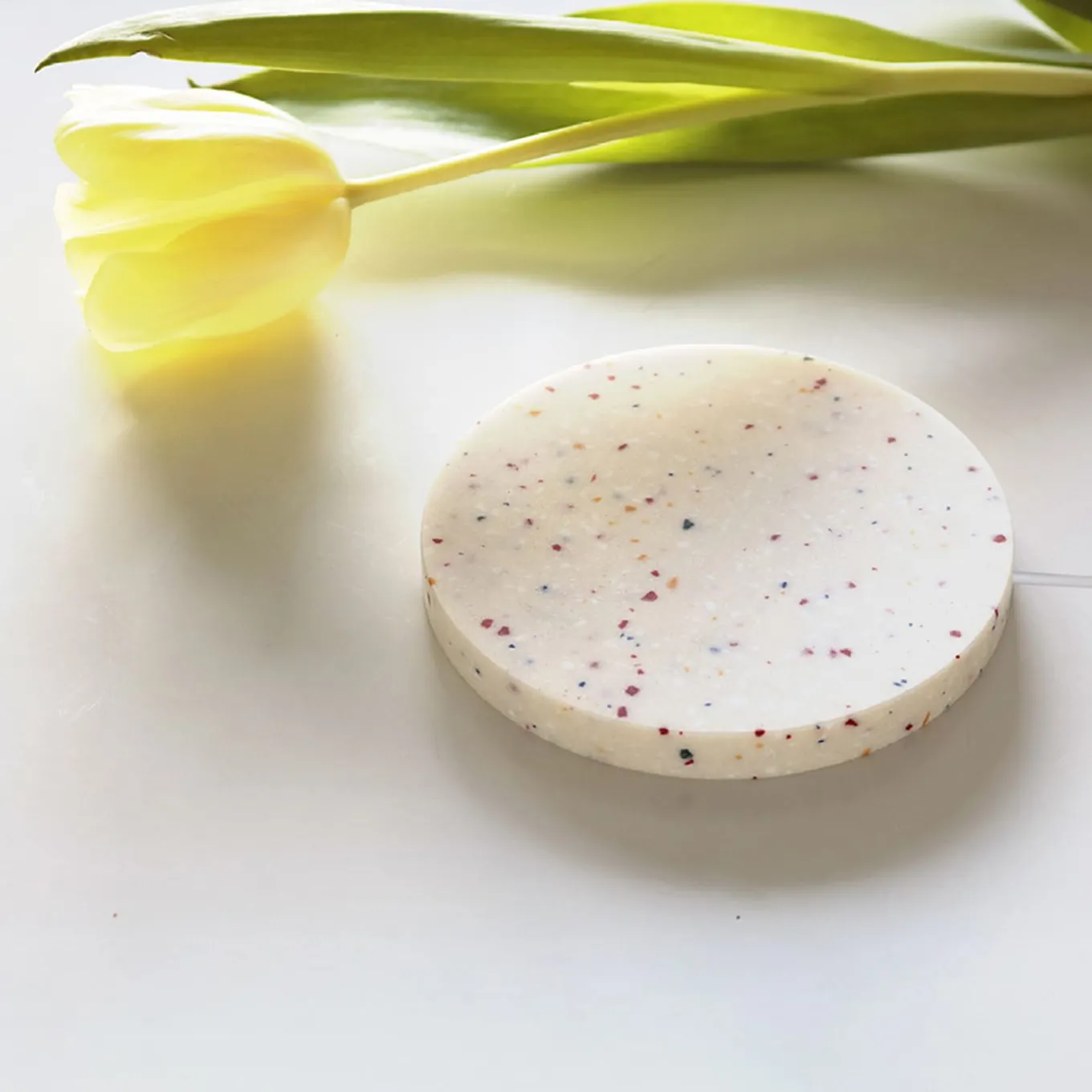 White Festival Corian Base Small Wireless Charger