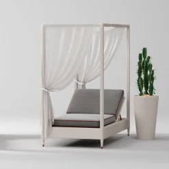 White 1-Seater Daybed with Canopy