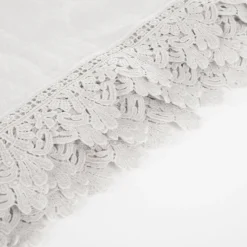 White Tablecloth with Sicilian Lace