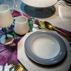 Wine Glass in white Carrara marble and brass