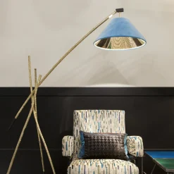 Z611 Floor Lamp